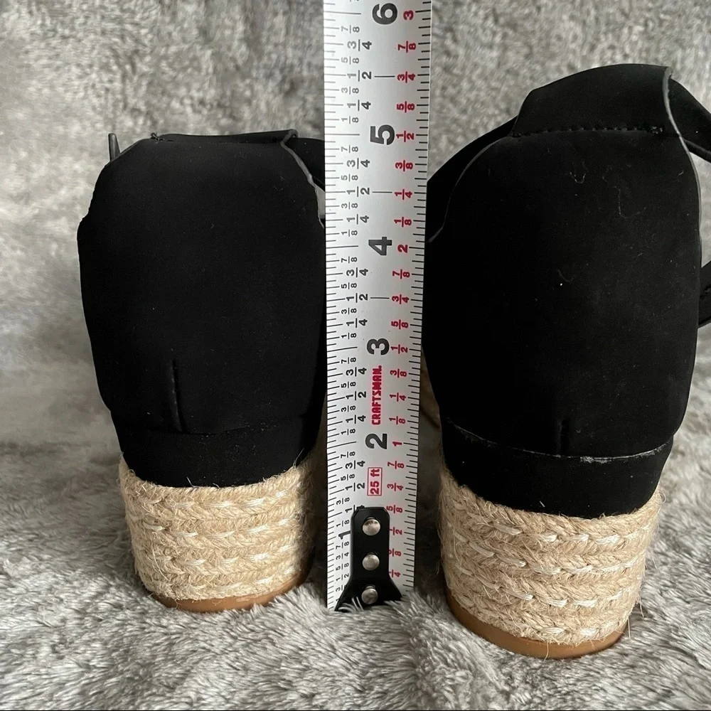 Bamboo Black Scallop Edged Band Platform Espadrille Sandals Size 7.5 Ankle Strap